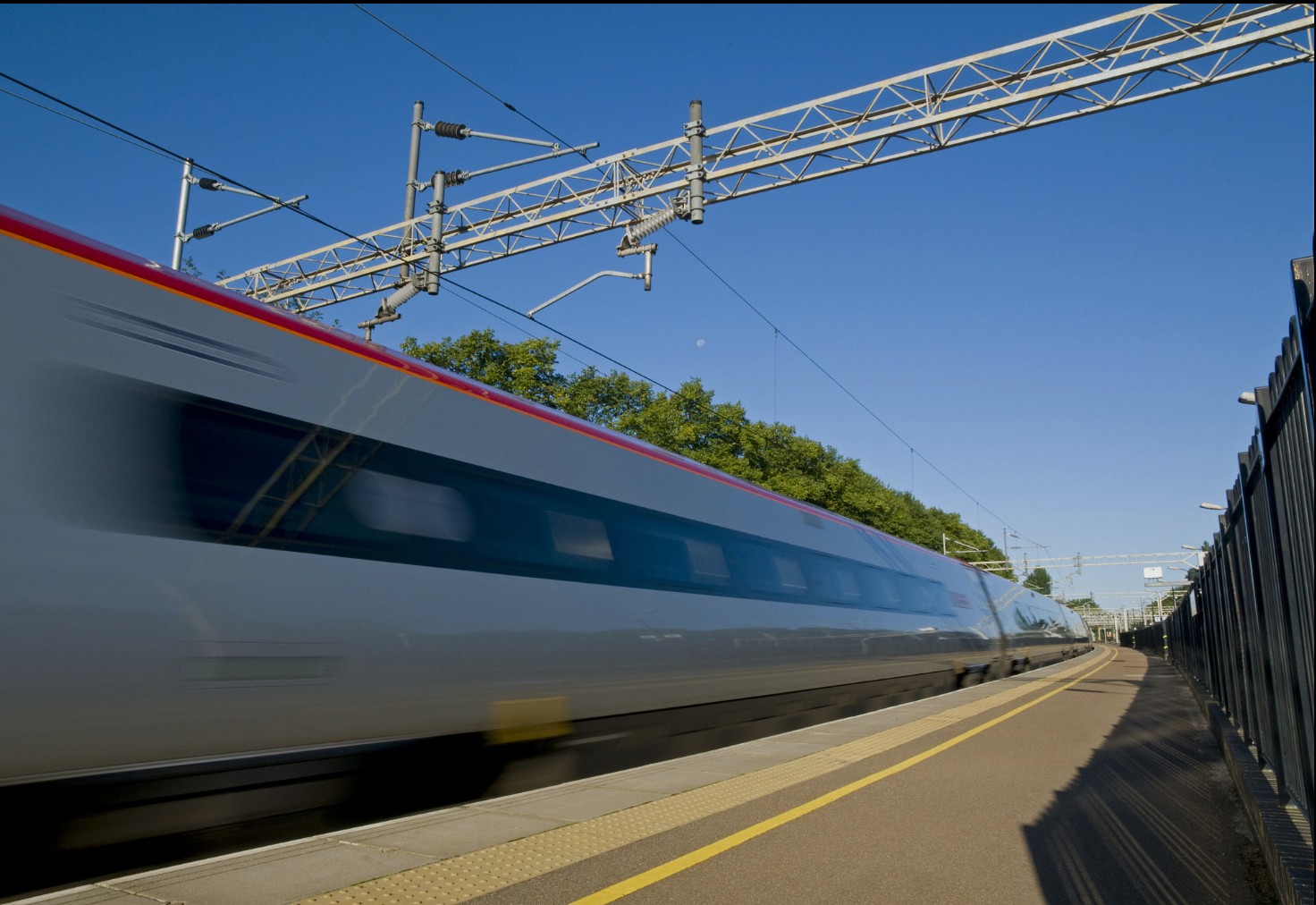 高铁接触网智能巡检方案